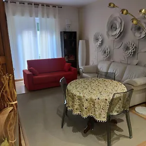Emmerosa, Centro Citta, Parcheggio Verona
